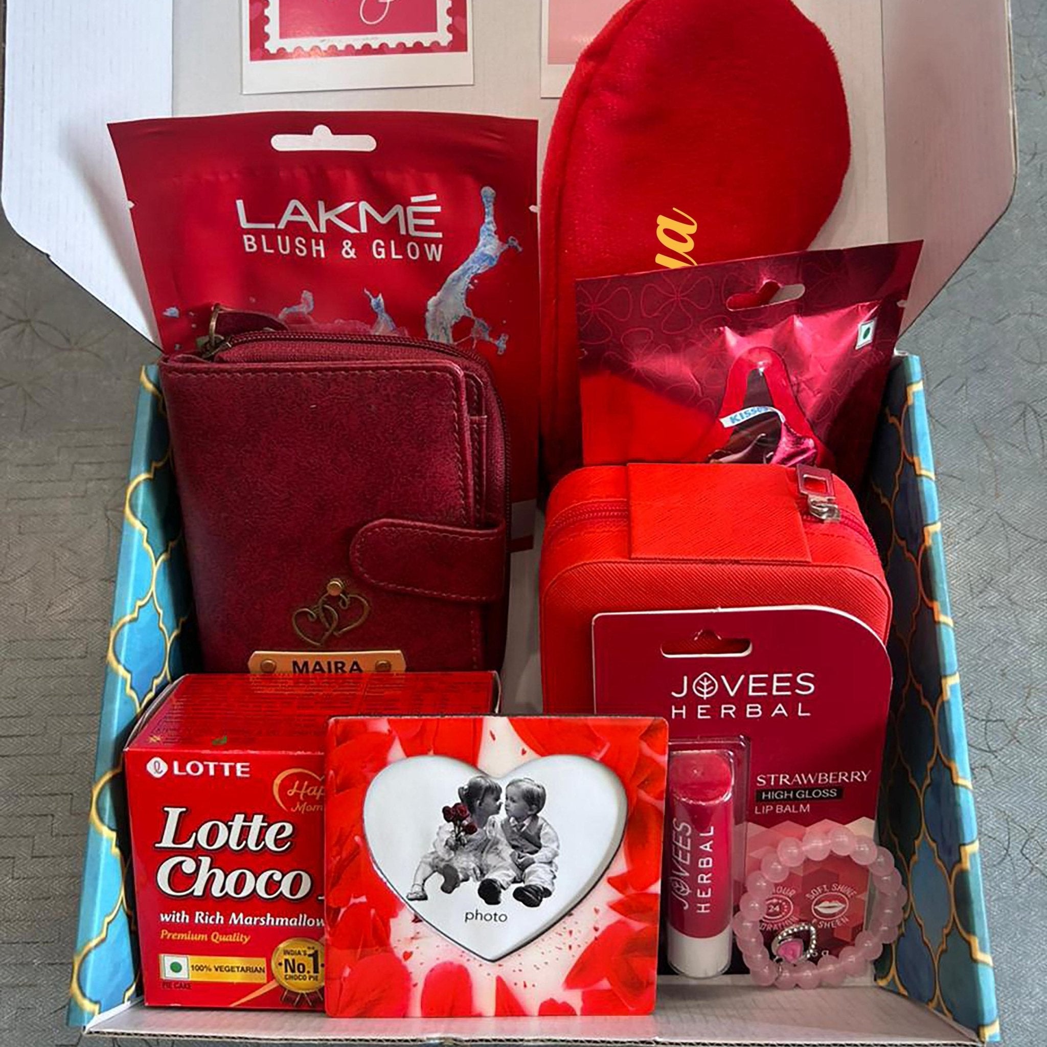 2026 Personalised Valentine's Hamper 4.0 for Her - The Gifting Era