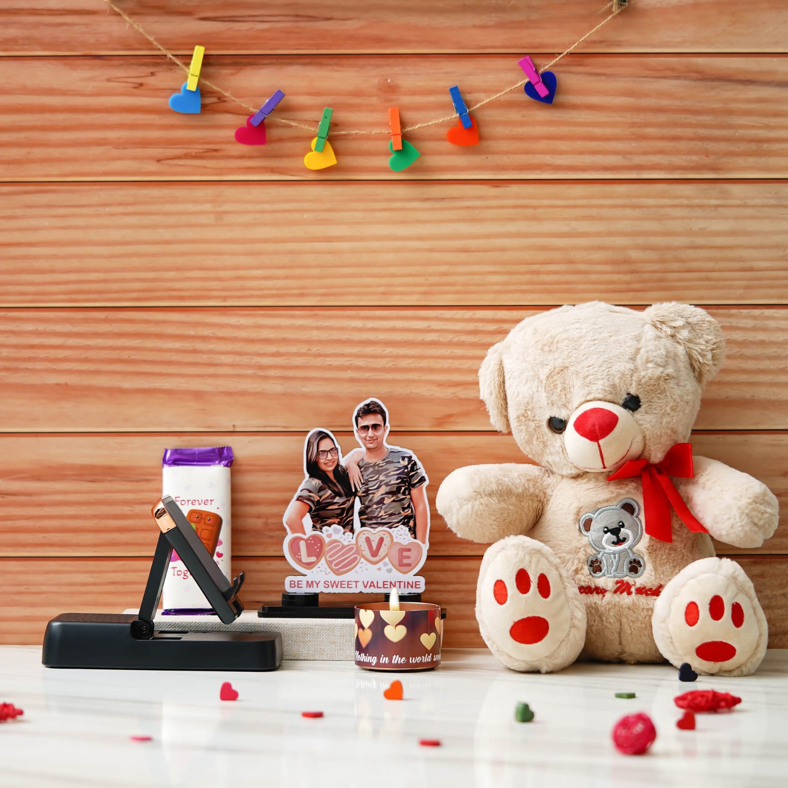 Personalised Sensory Delight Valentines Gift Hamper - Best Gift for Valentines - The Gifting Era 