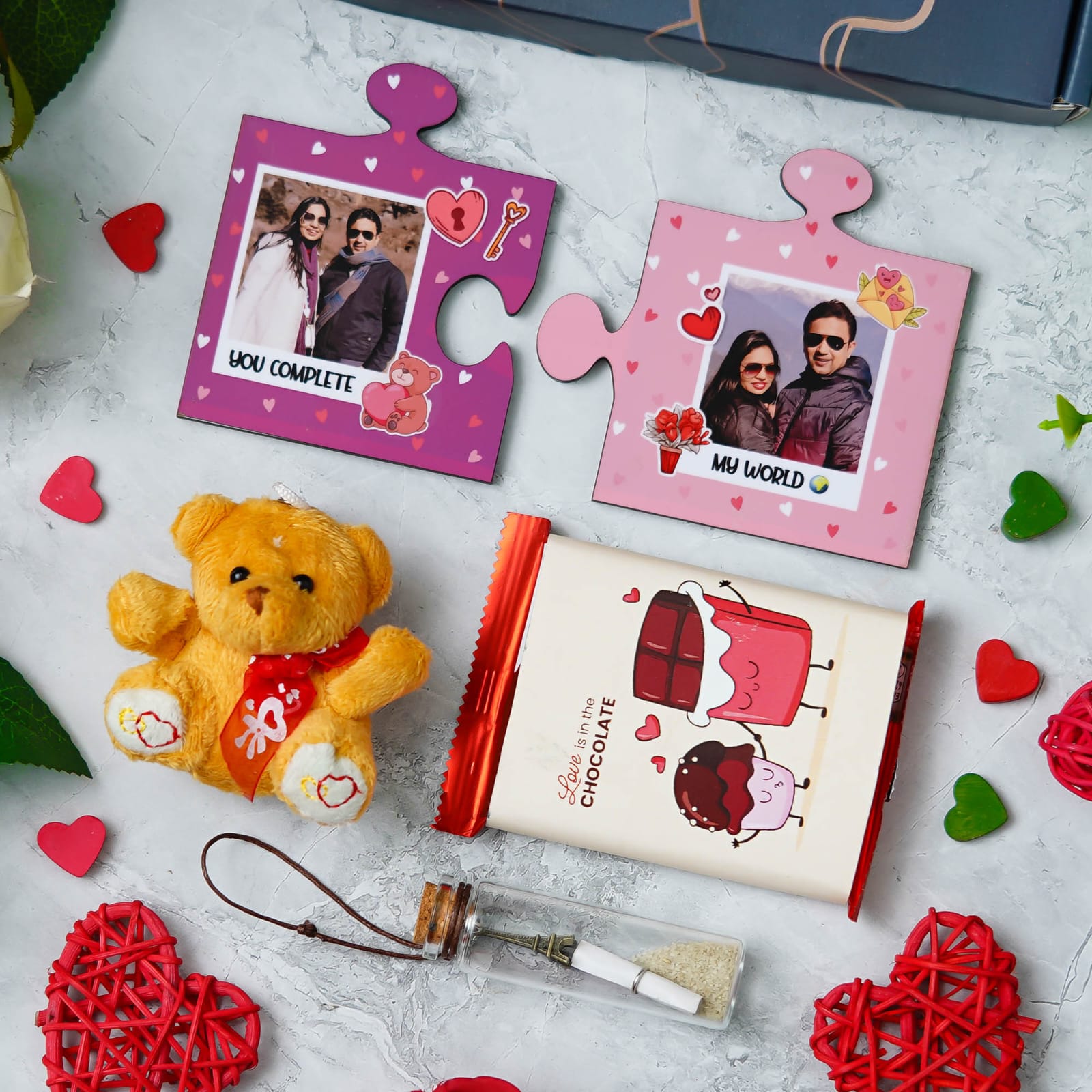 Personalised Sweet Memories Kit Valentine's Hamper - Best Valentine's Gifts - The Gifting Era 