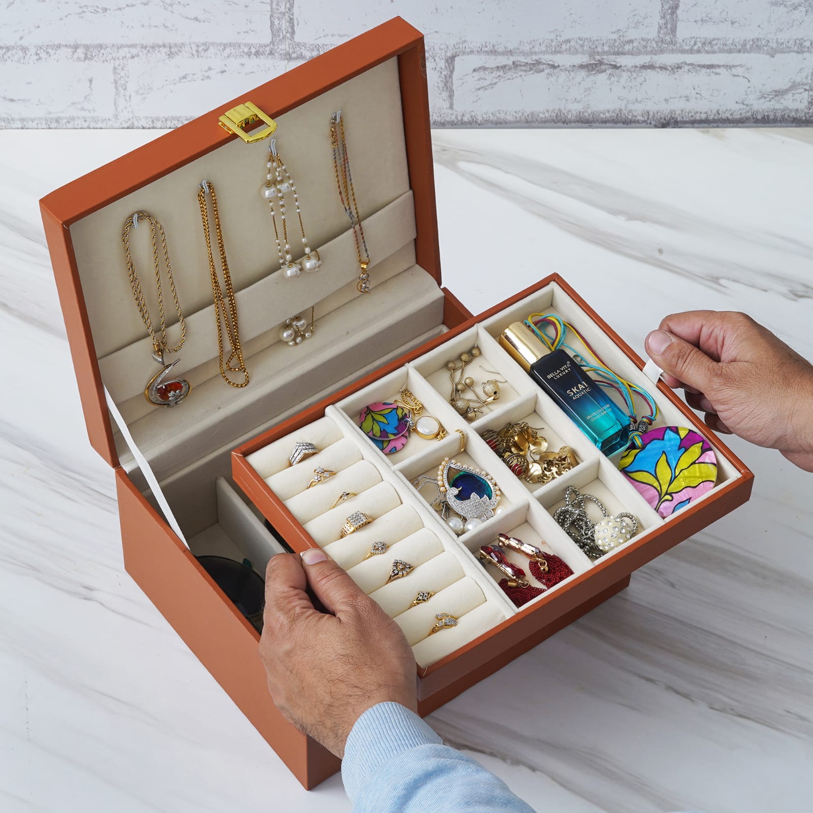 Premium Vanity Box Combo - RB60 A/B - Raksha Bandhan Special - The Gifting Era -rakhi gift for bhaiya bhabhi, personalised vanity box rakhi combo, vanity box with rakhi, couple rakhi gift set, raksha bandhan gift hamper, rakhi roli chawal combo, customised vanity box gift, bhaiya bhabhi rakhi set, rakhi 2025 hamper