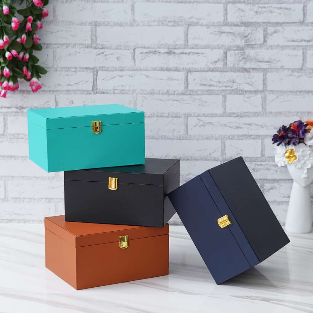 Premium Vanity Box Combo - RB60 A/B - Raksha Bandhan Special - The Gifting Era -rakhi gift for bhaiya bhabhi, personalised vanity box rakhi combo, vanity box with rakhi, couple rakhi gift set, raksha bandhan gift hamper, rakhi roli chawal combo, customised vanity box gift, bhaiya bhabhi rakhi set, rakhi 2025 hamper