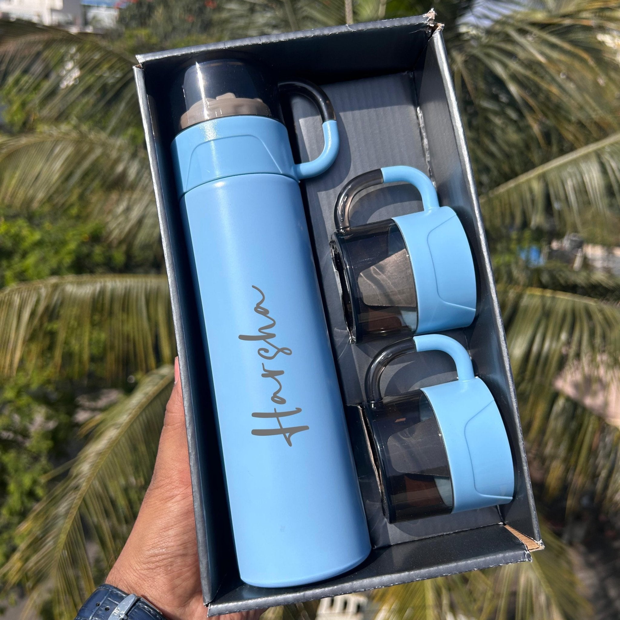 Personalised Alexa 500ML Flask Cup Gift Set With 2 Cups - The Gifting Era