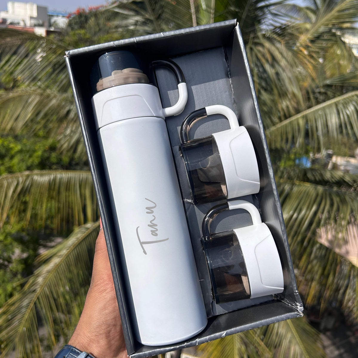 Personalised Alexa 500ML Flask Cup Gift Set With 2 Cups - The Gifting Era