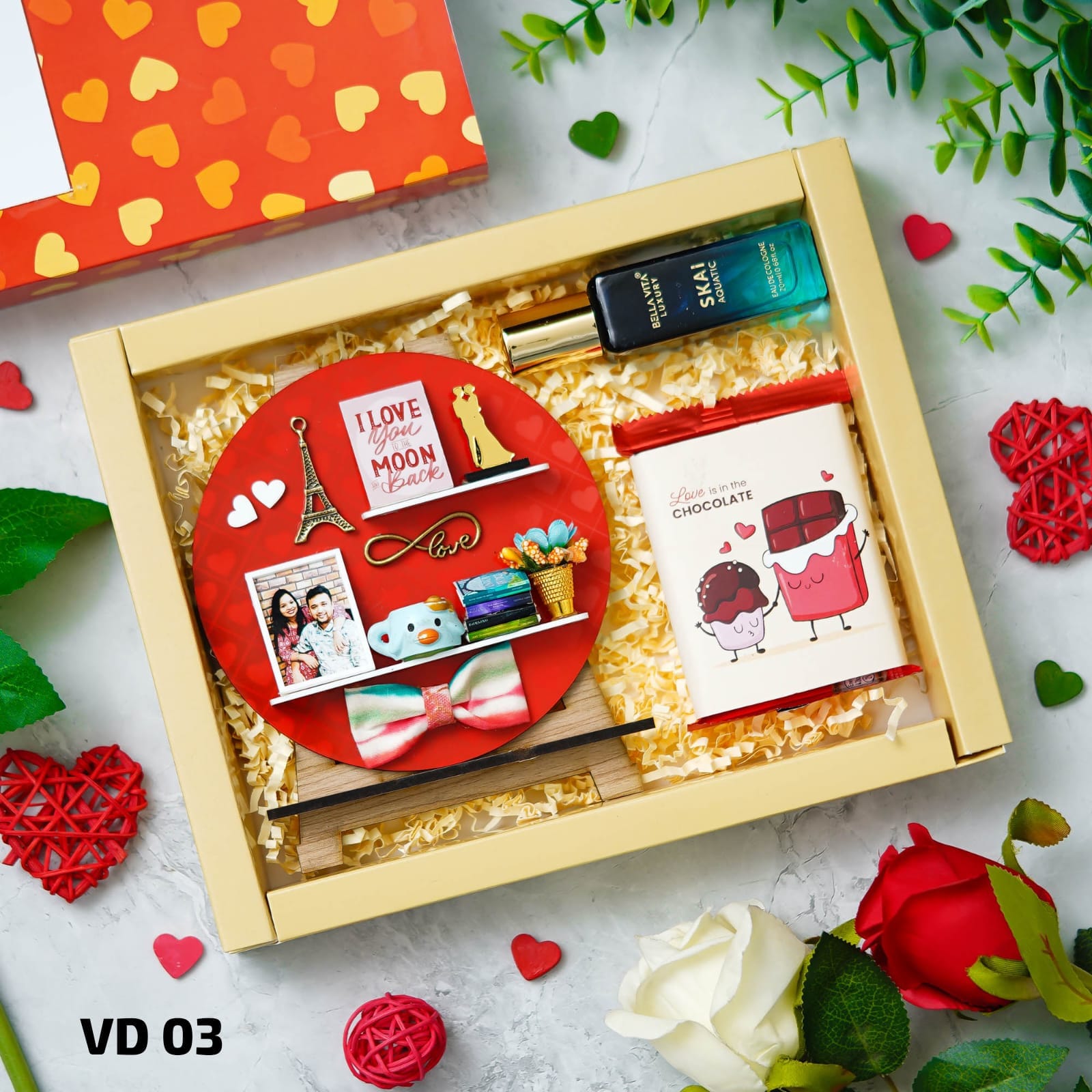 Personalised Easel Mini Valentines Gift Hamper - VD03 - The Gifting Era
