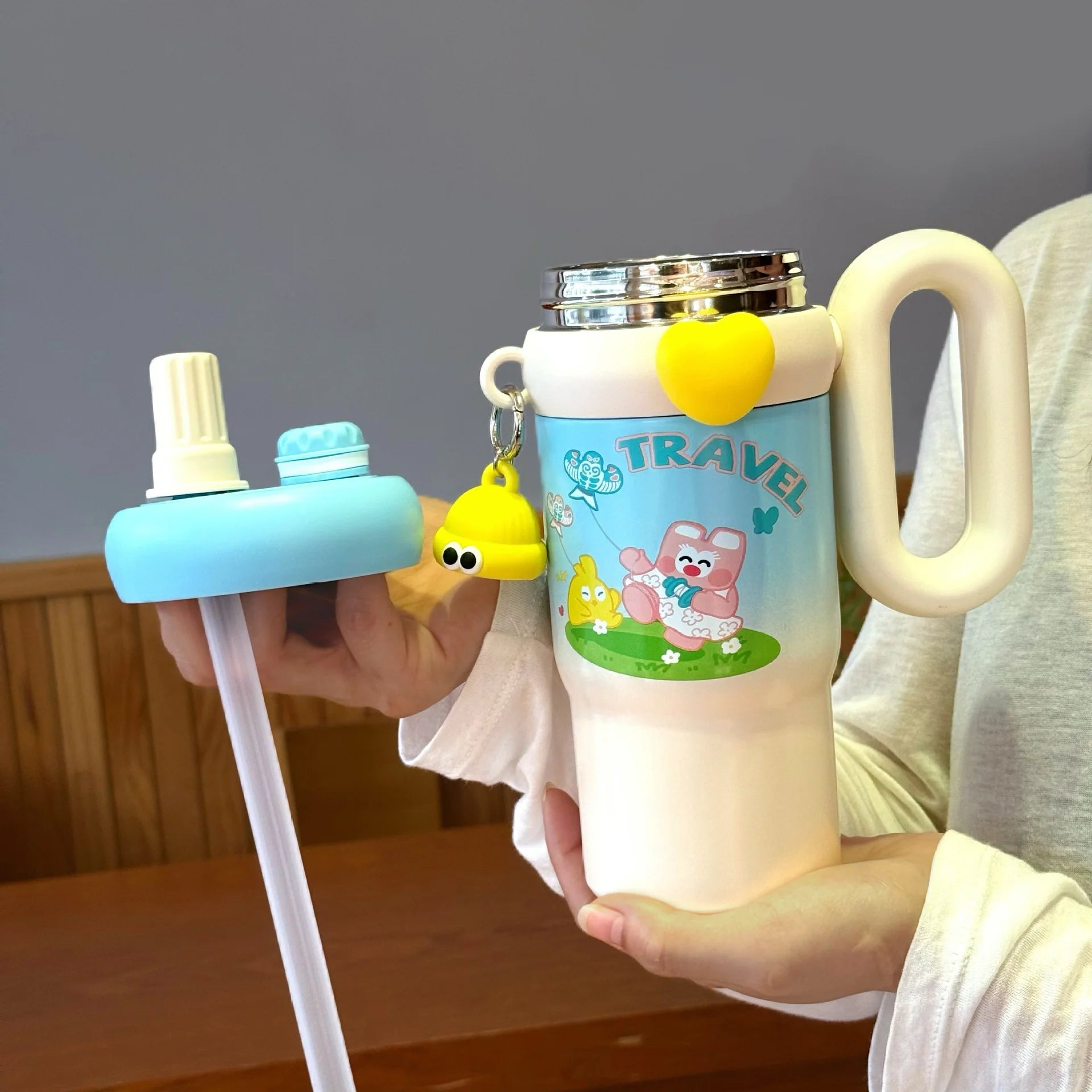Personalised Kids Rainbow Sip Tumbler with Double Wall Vacuum Hot & Cold - Leakproof - 900 ML - The Gifting Era