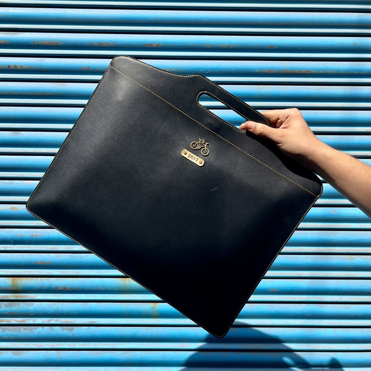 Personalised Laptop Holder - LH - The Gifting Era