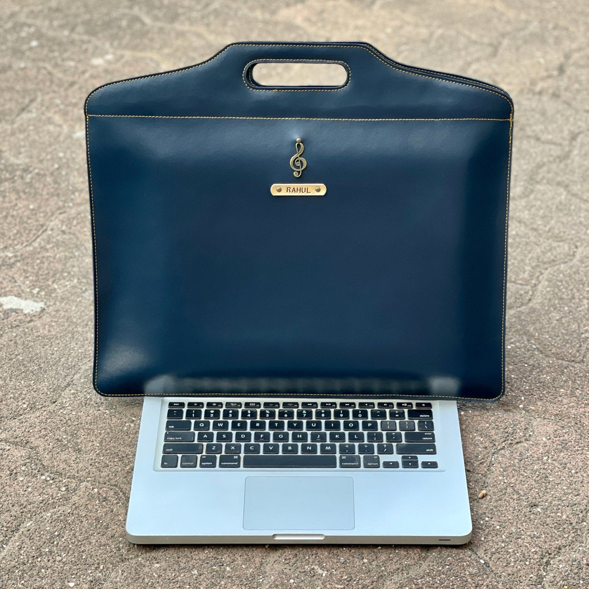 Personalised Laptop Holder - LH - The Gifting Era