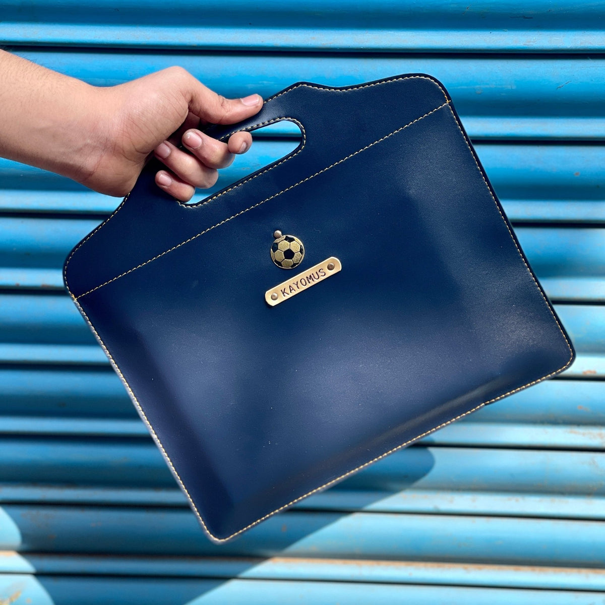 Personalised Laptop Holder - LH - The Gifting Era