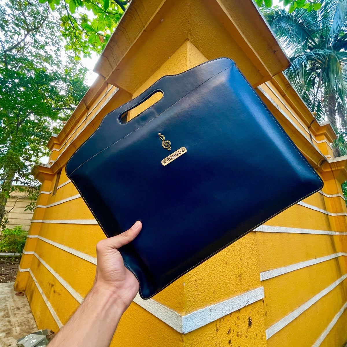 Personalised Laptop Holder - LH - The Gifting Era