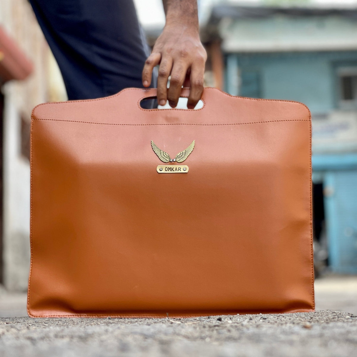 Personalised Laptop Holder - LH - The Gifting Era