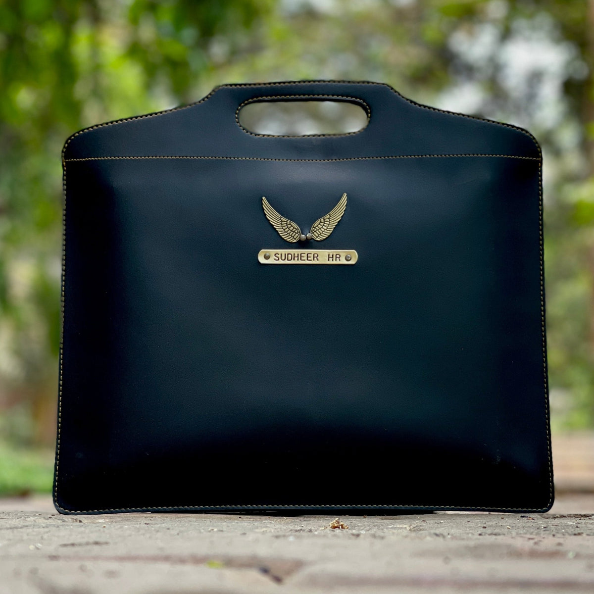 Personalised Laptop Holder - LH - The Gifting Era