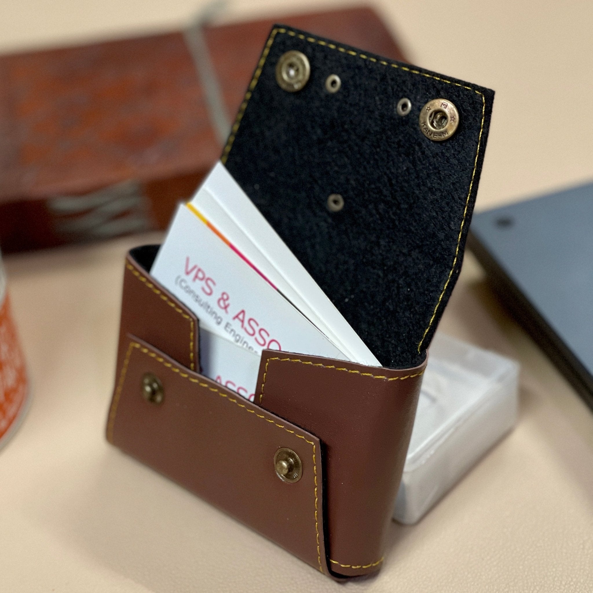 Personalised Premium Visiting Card Holder 2.0 - VCH2 - The Gifting Era