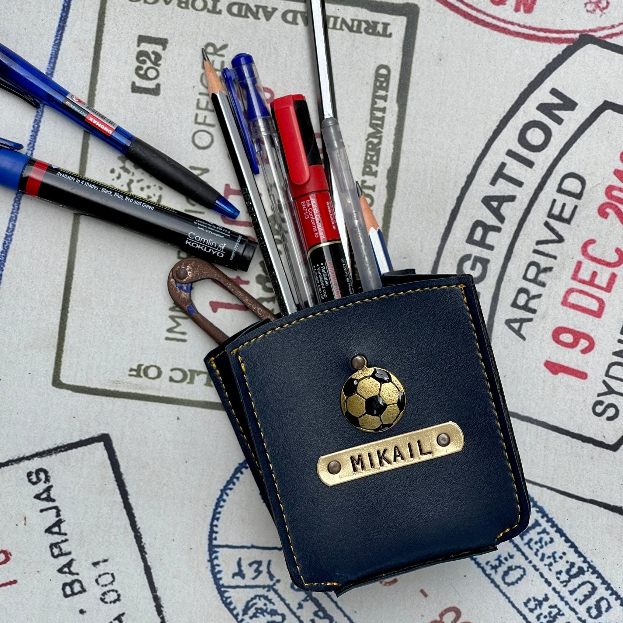 Personalised Stationary Stand - SS - The Gifting Era