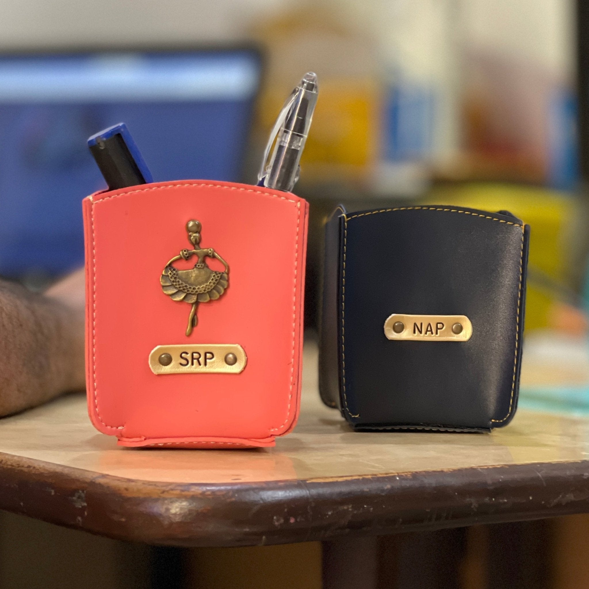 Personalised Stationary Stand - SS - The Gifting Era
