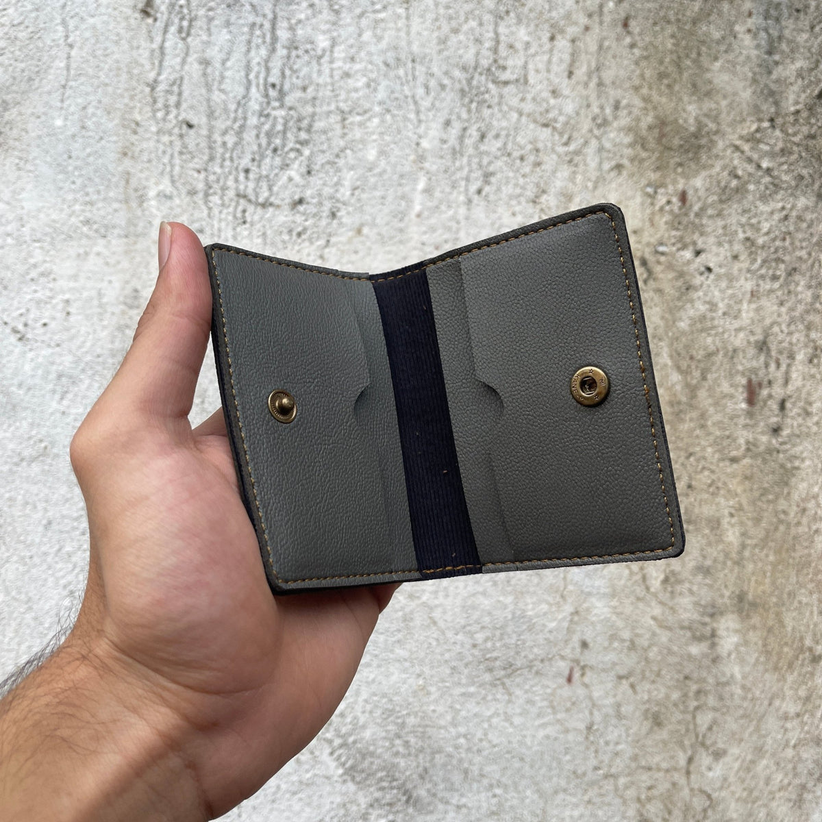 Personalised Unisex Sleek Wallet - USW - The Gifting Era