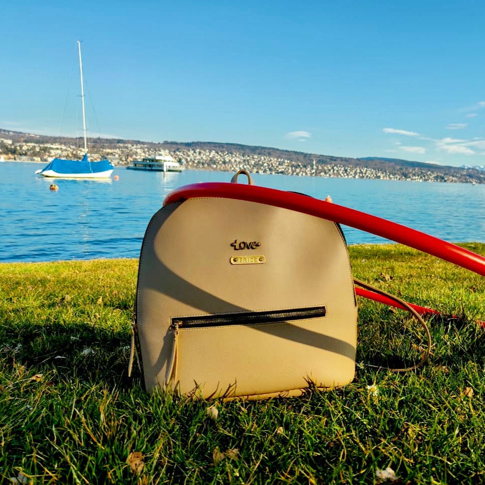 Personalised Zipper Backpack 1.0 - ZB1 - The Gifting Era